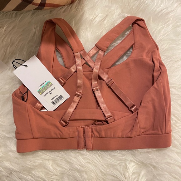 Gymshark Sculpt Sports Bra - Picture 6 of 6